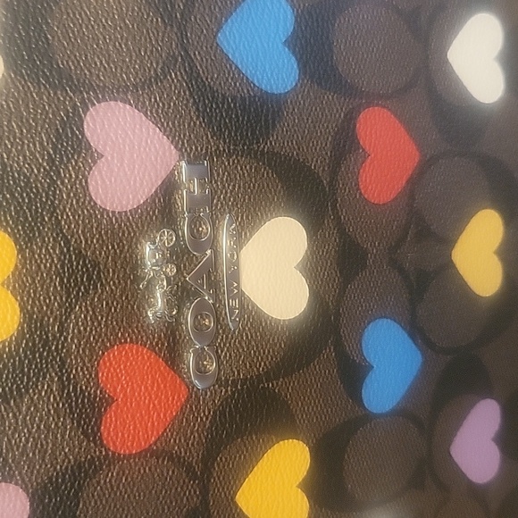 Coach - Picture 3 of 8